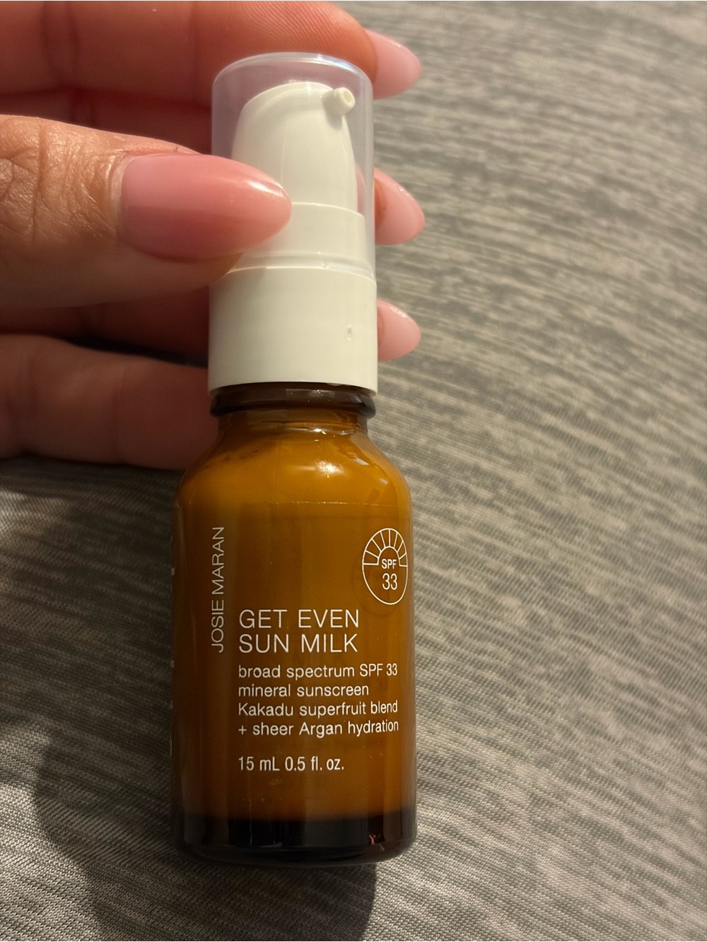 JOSIE MARAN Amber Get Even Sun Milk SPF 33
